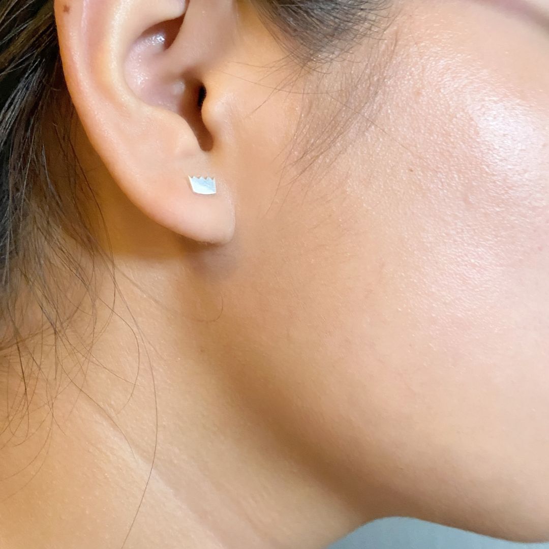 Crown Earrings in Sterling Silver - Mazi New York Jewelry