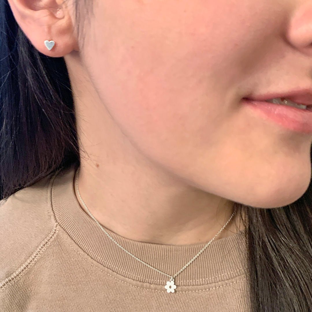 Flower Necklace in Sterling Silver - Mazi New York-jewelry