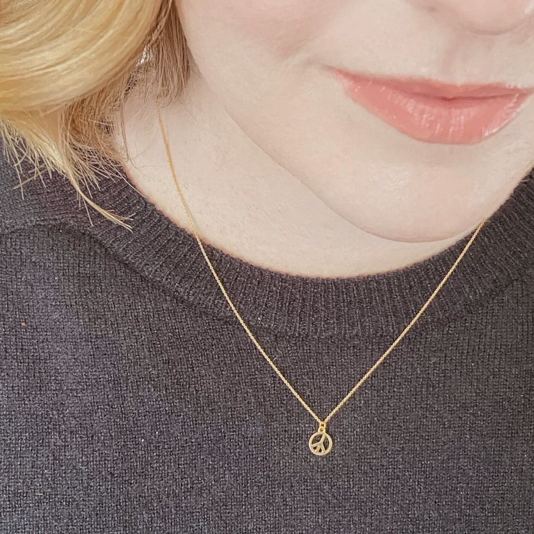 Peace Sign Necklace in 14k Gold - Mazi New York-jewelry