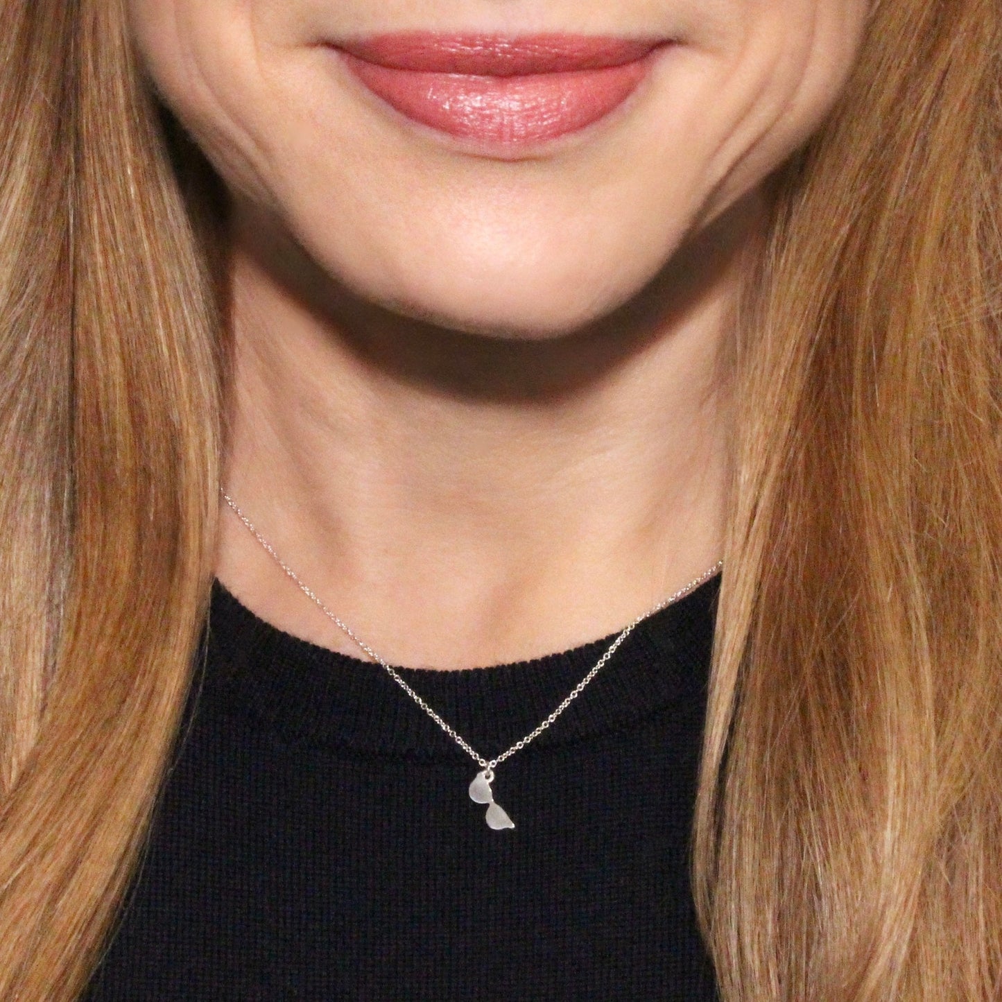 Icon Sunglasses Necklace in Sterling Silver - Mazi New York-jewelry