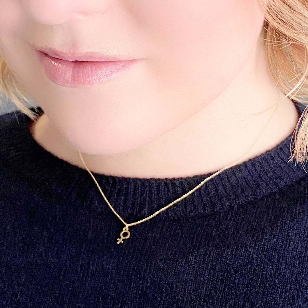 Venus Charm Necklace in Solid 14k Gold - Mazi New York-jewelry